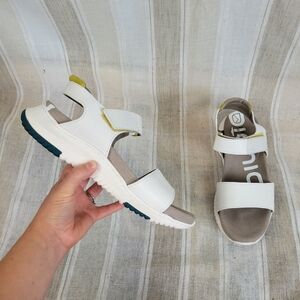 Bionica Okoli‎ Ankle Strap Sandals White Leather Size 10